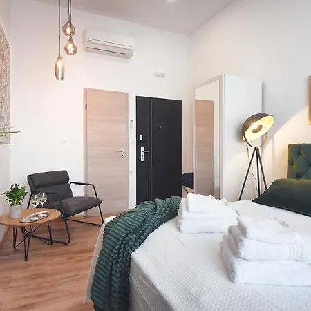 Emi Luxury Lejlighedshotel