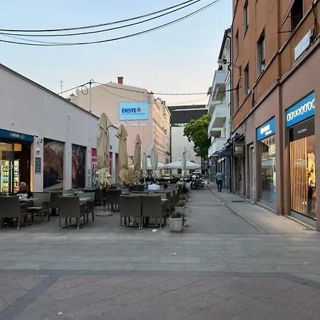 Aparthotel Emi Luxury 4*