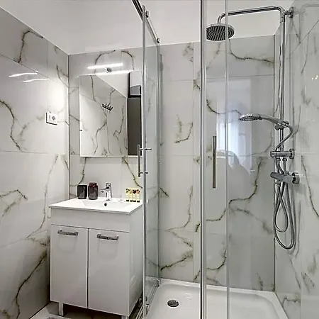 Emi Luxury מלון דירות פולה