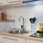 아파트호텔 Emi Luxury 풀라