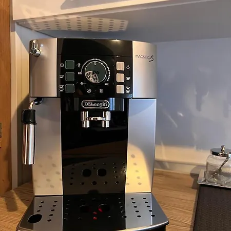 Emi Luxury Apartmanhotel 4*