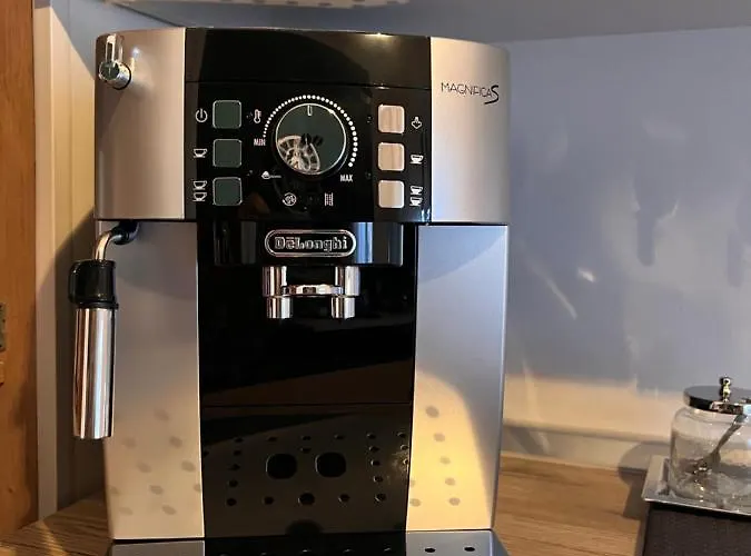 Emi Luxury 아파트호텔 4*