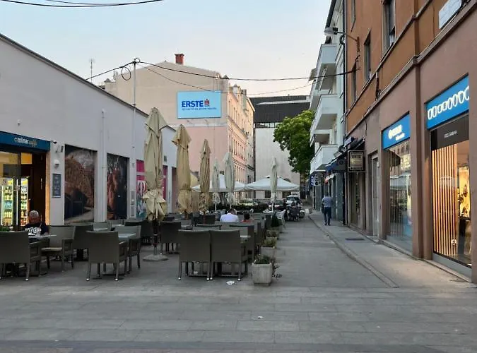 아파트호텔 Emi Luxury 4*